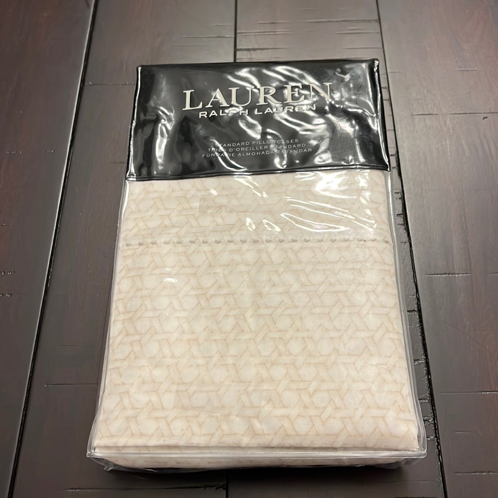 Ralph Lauren Lakeview Lattice Standard Pillowcase X 2 cream tan new 20x32”